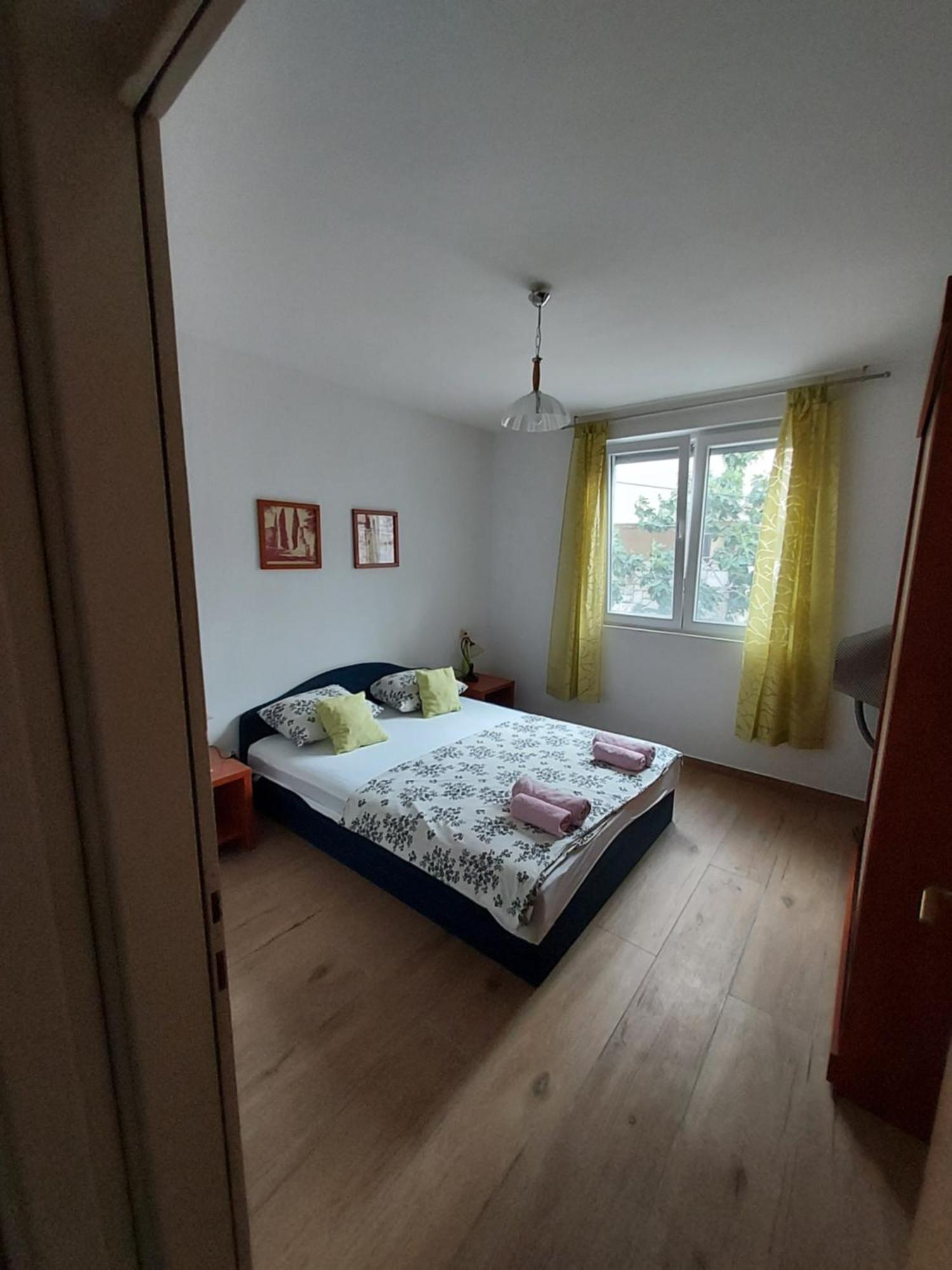 Apartmán Emi *